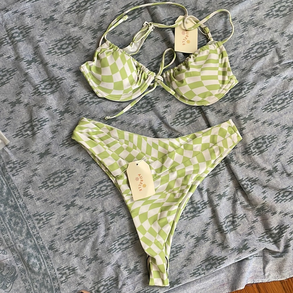 🤍💚TAGS ON Checkered Bikini 💚🤍